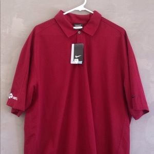 Men's Maroon Nike golf shirt with collar!